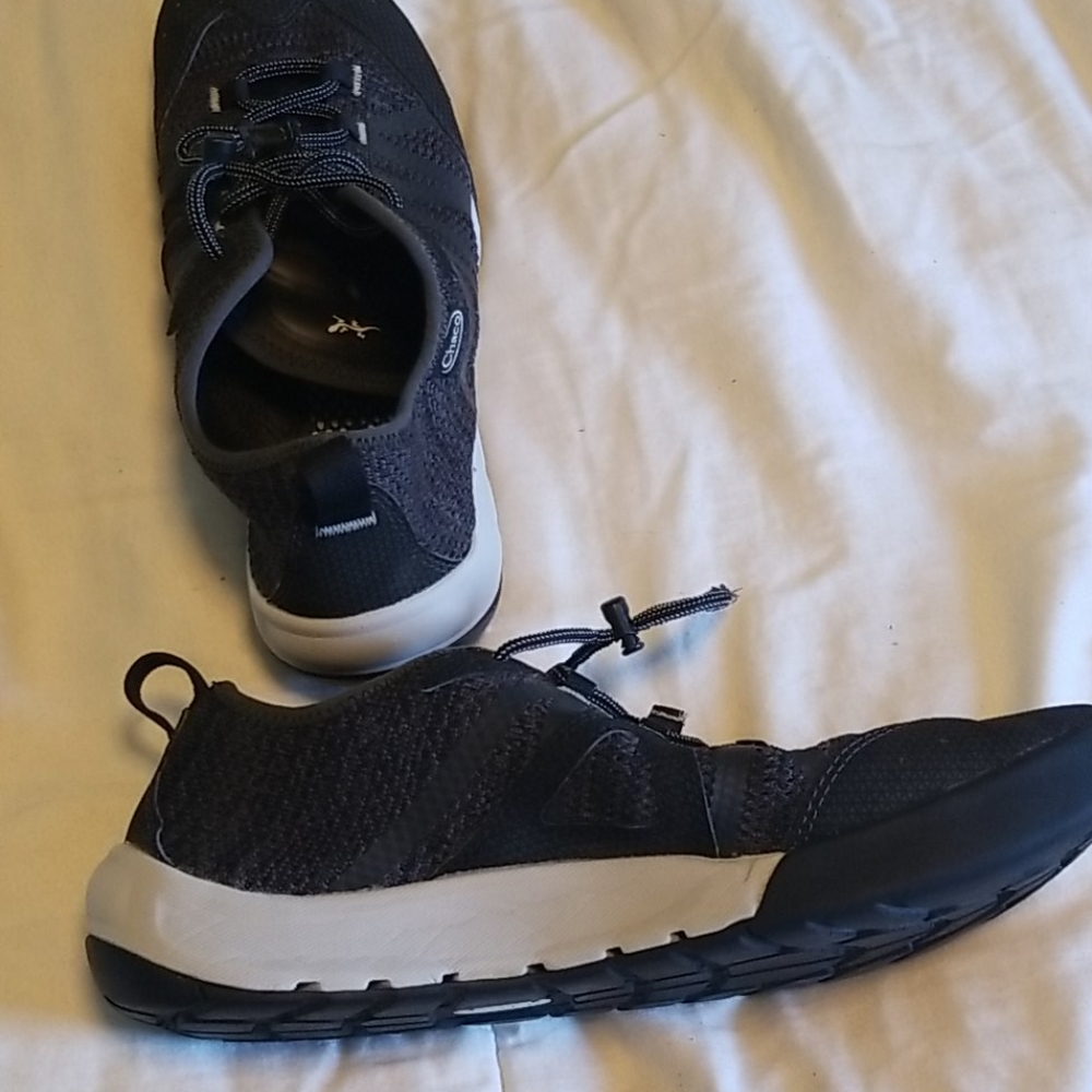 chaco men's water shoes